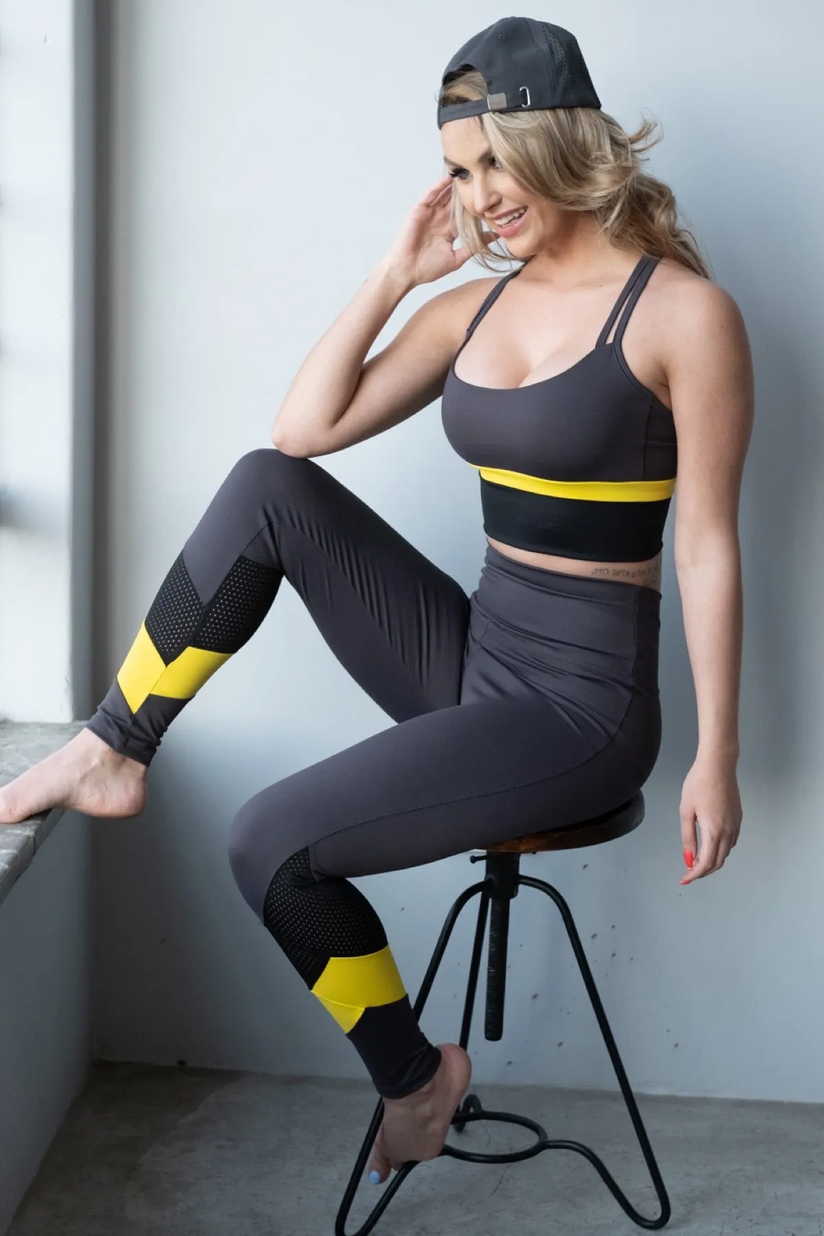 AR 2096 - 3 STRAP BODICE