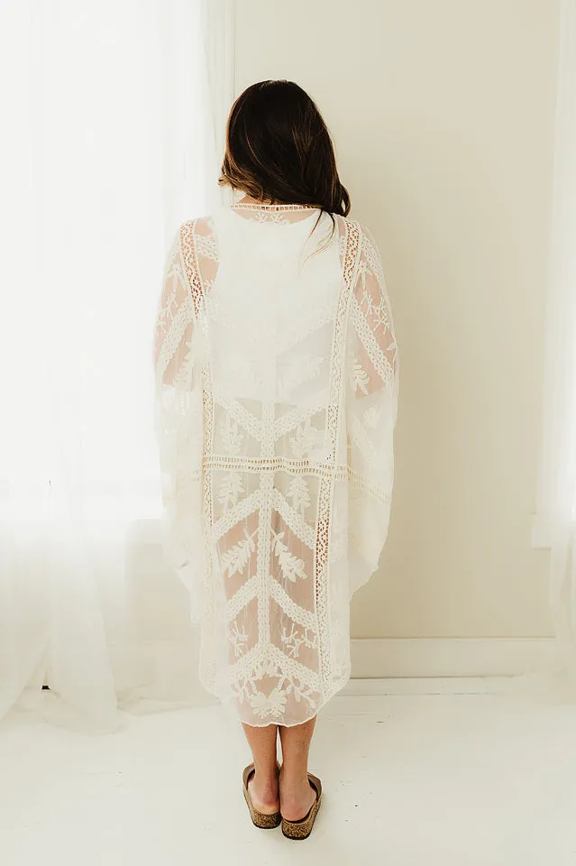 Embroidered Mesh Leaf Kimono
