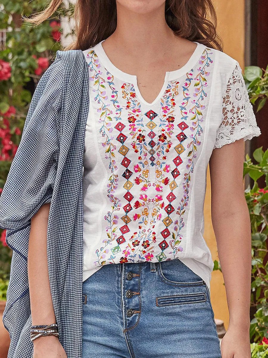 Fashionable Bohemian Printed V-neck Lace Short-sleeved T-shirt